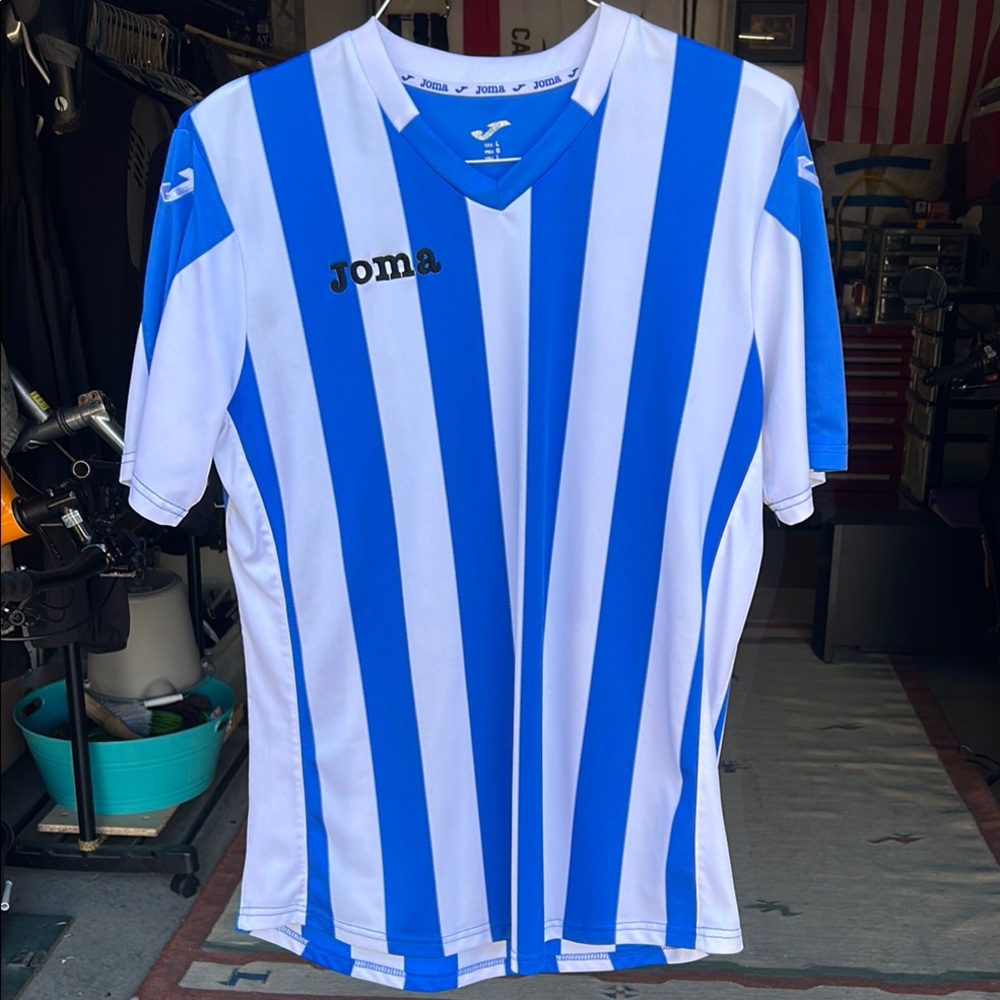Joma geniune Soccer Blue and White Striped Men's Jersey, size L